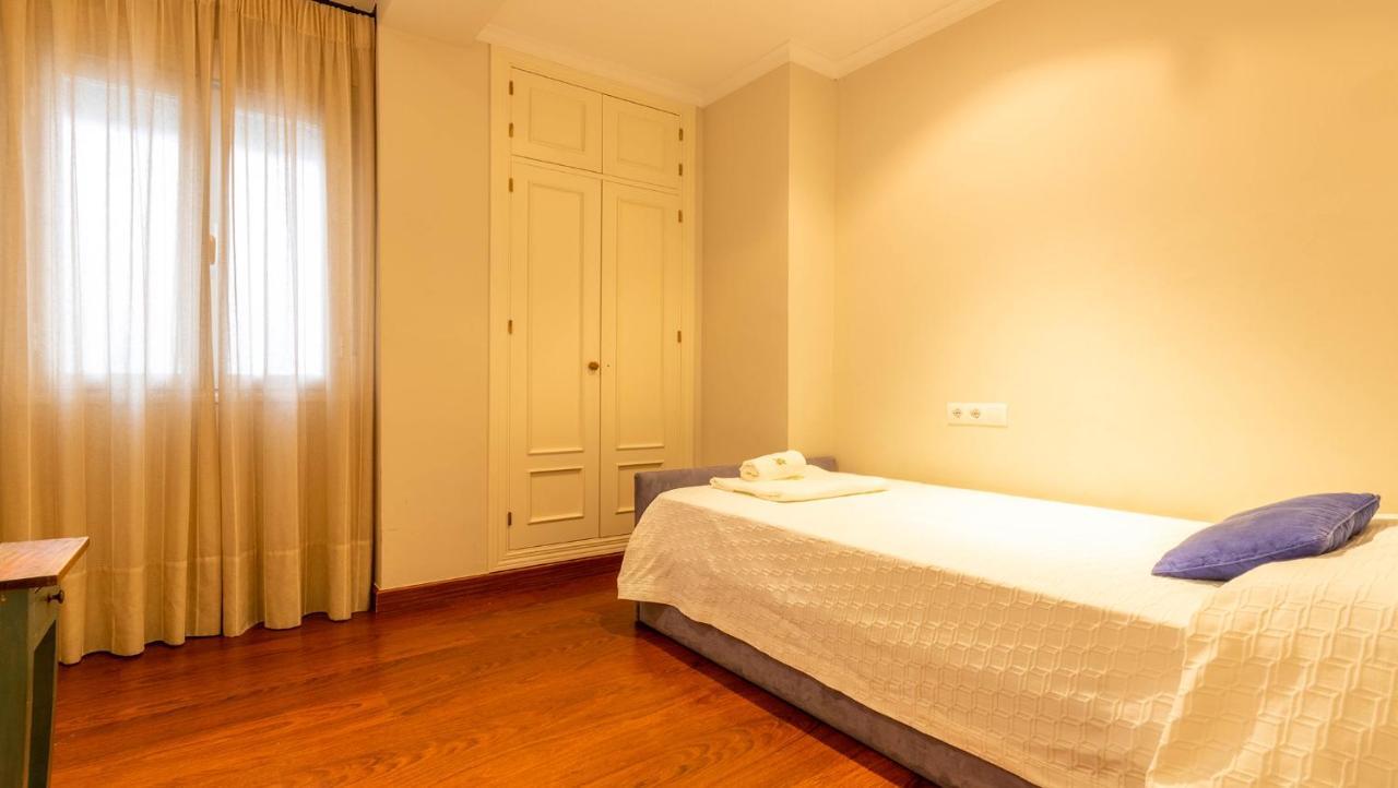 Apartamento Arenal - 3 Habitaciones Севілья Екстер'єр фото