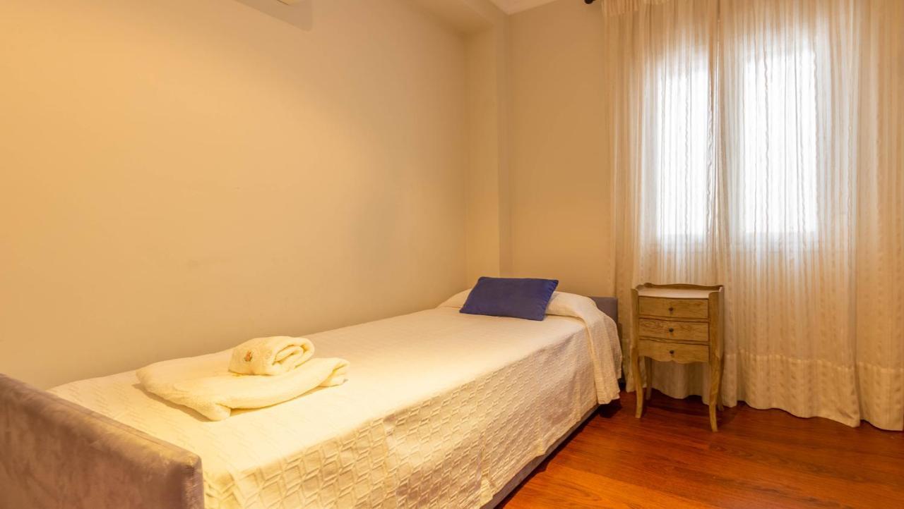 Apartamento Arenal - 3 Habitaciones Севілья Екстер'єр фото